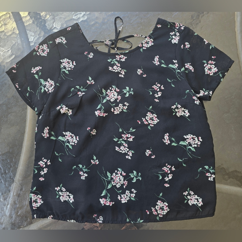 Abercrombie Floral Tie-Back Top [X-SMALL]